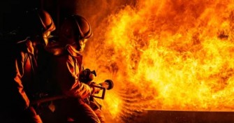 Incendies et sant&eacute; : br&ucirc;lures, fum&eacute;es, intoxications&hellip; les gestes qui peuvent sauver une vie